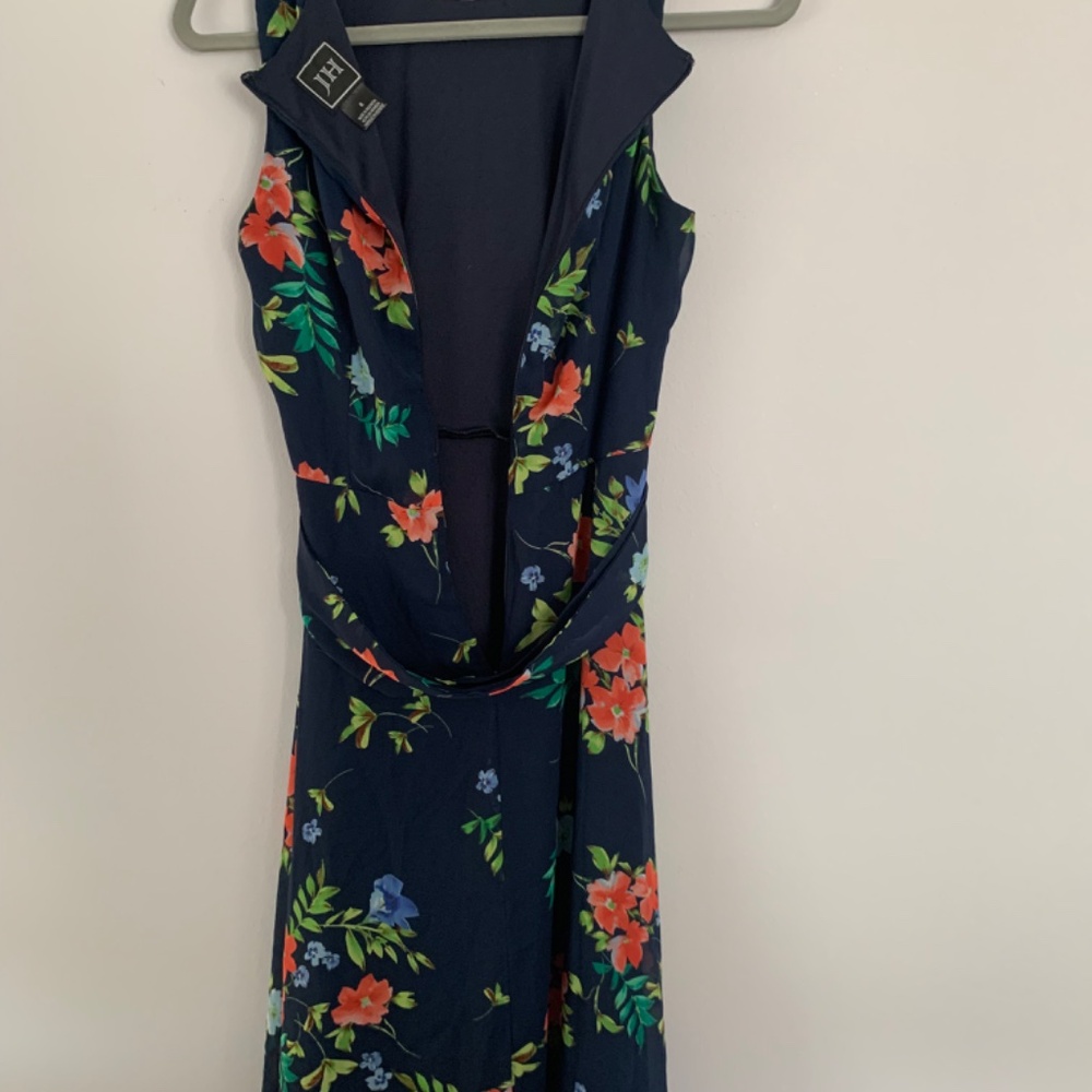 Floral dress - Picture 3 of 10